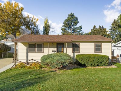 2417 Lockwood Dr, Rapid City, SD, 57702