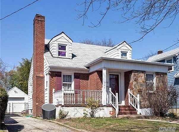 1st image of 749 Grand Terrace Ave