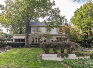 2060 W Devon Rd, Columbus, OH 43212