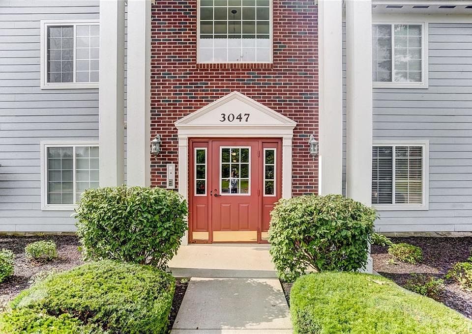 1st image of 3047 Cumberland Ln APT 102