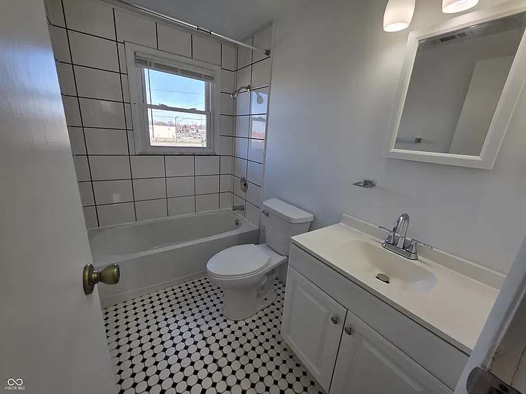 3815 Biscayne Rd — Photo 14