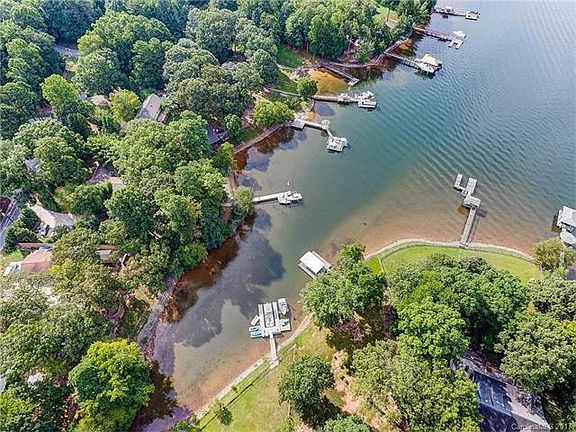 2nd image of 4619 Welborn Dr