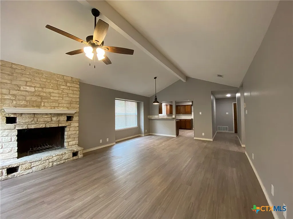 2 bed, 2.0 bath, 1287 sqft, $1,825 — Photo 1