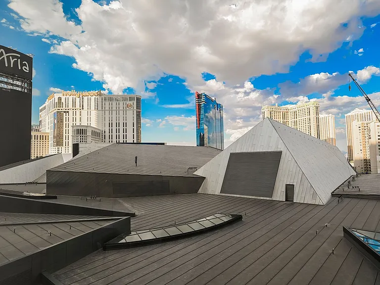 3722 Las Vegas Blvd S #306 — Photo 40