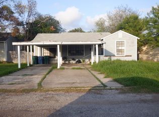 250 Ellis Dr, Corpus Christi, TX 78415