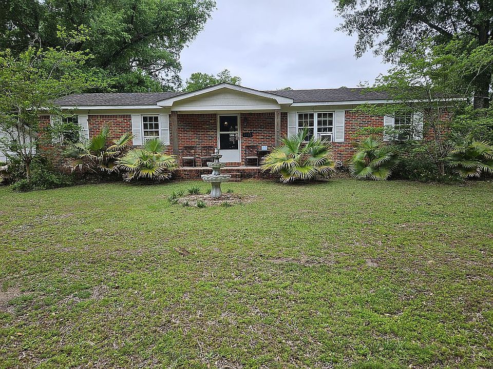 1st image of 7593 Helton Dr