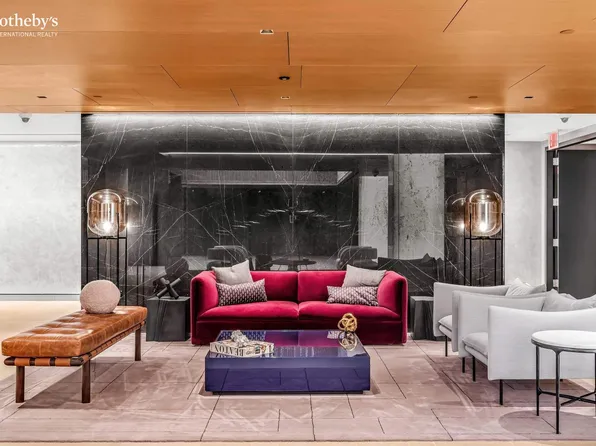 450 Washington Street image 15 of 19