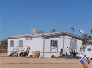 10597 Kelly St, Mojave, CA 93501