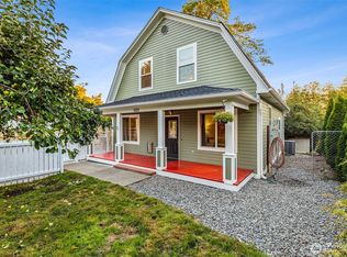 1321 S Bay Rd NE, Olympia, WA 98506