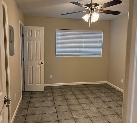 3rd image of 6414 Sloan St APT 7