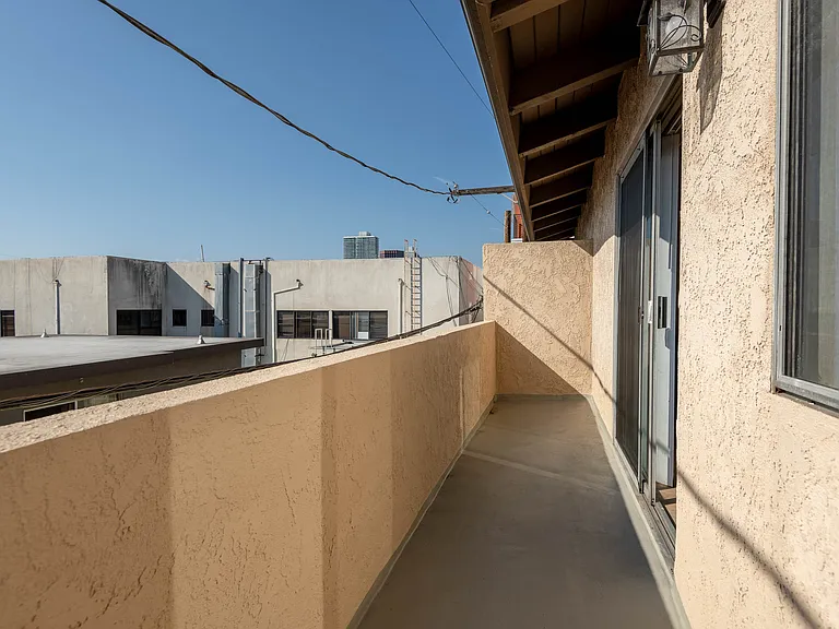 1621 Federal Ave #10 — Photo 14
