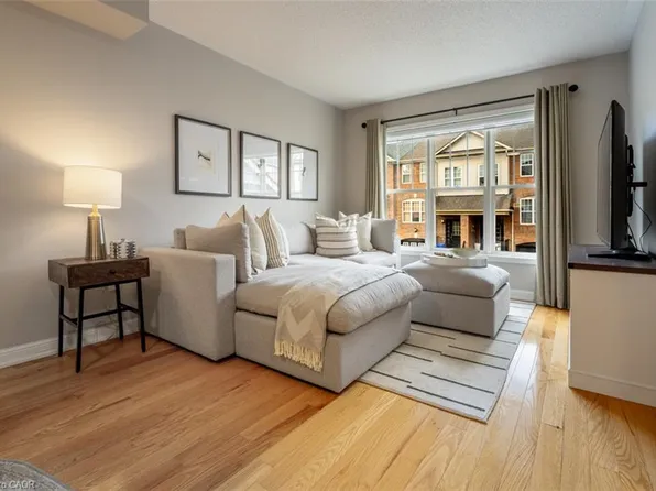 69 Seed House Ln, Halton Hills, ON L7G 6K4