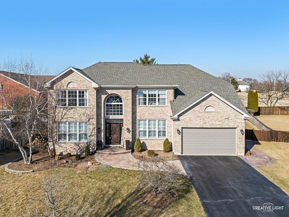 2nd image of 2148 Mark Cir