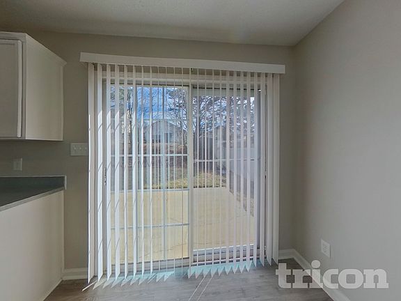 5th image of 3325 Alderknoll Ct