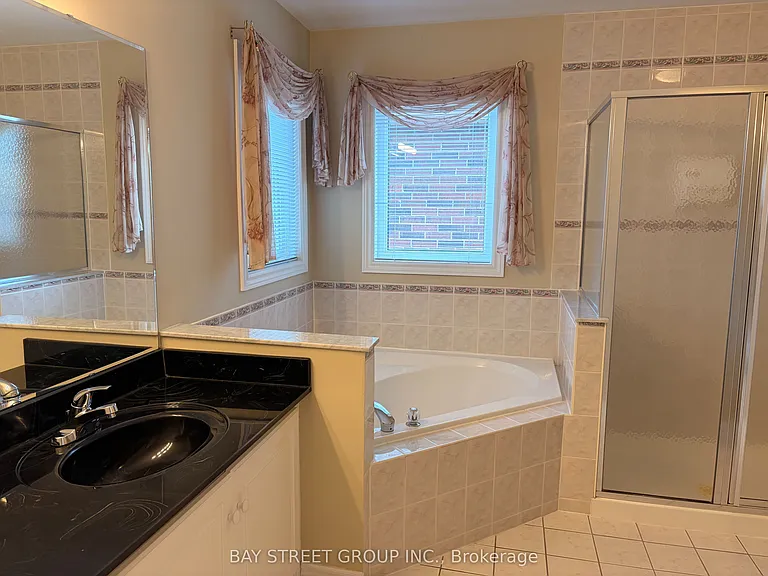 211 Stonebridge Dr — Photo 14