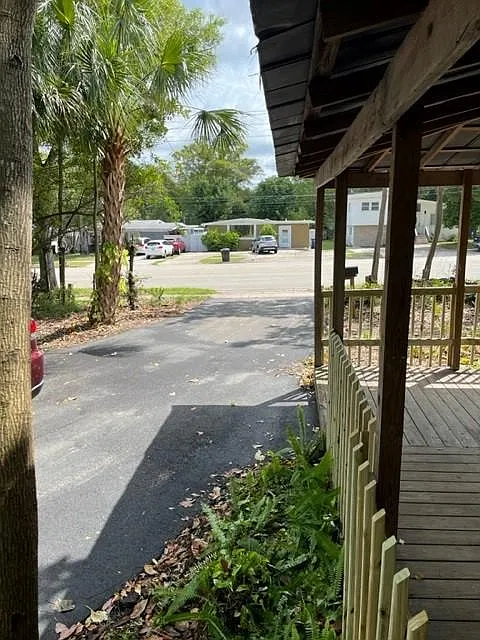 3 bed, 1308 sqft, $2,700 — Photo 4