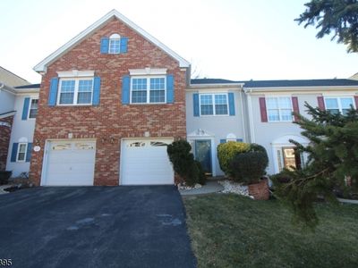 129 Topaz Dr, Franklin Park, NJ, 08823