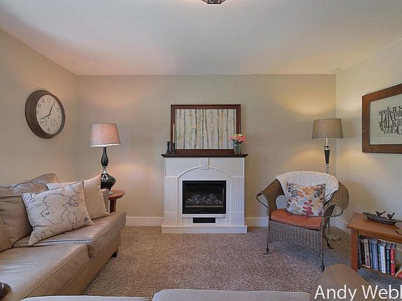 3rd image of 4654 Westgate Ave NW
