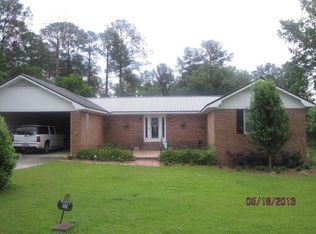 108 Hillcrest Dr, Cochran, GA 31014