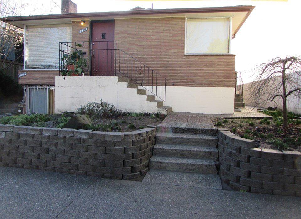 1st image of 1009 NE Ravenna Blvd #B