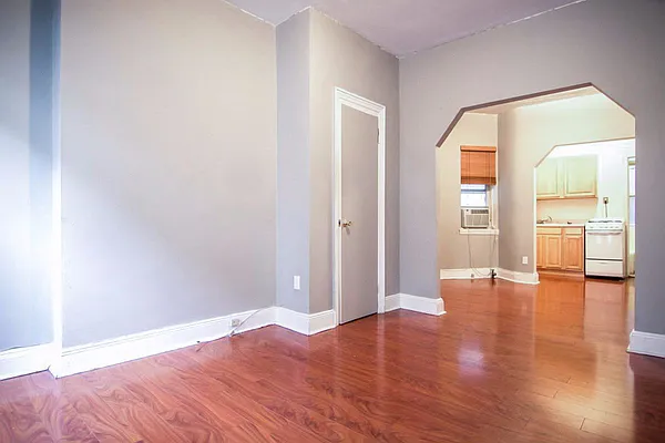 Rented by Kahen Properties | media 14