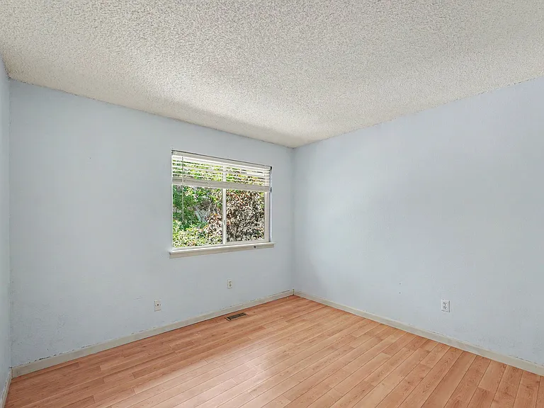 1511 Seneca Cir #131 — Photo 14
