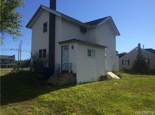 7902 Ridge Rd, Gasport, NY 14067