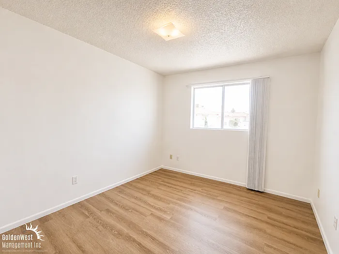 6818 N 17th Ave #11 — Photo 5