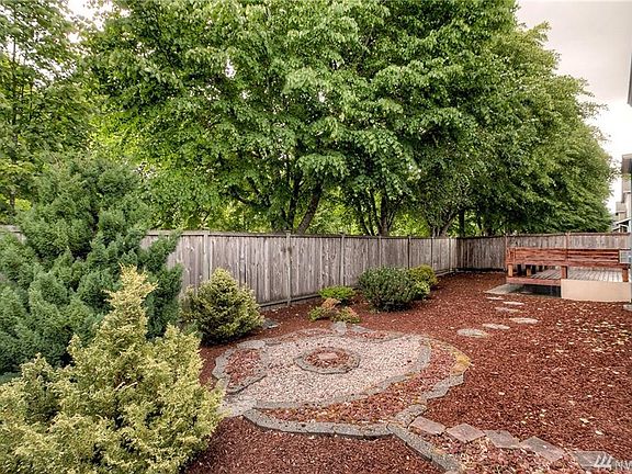 3rd image of 2637 Boulevard Park Ct SE