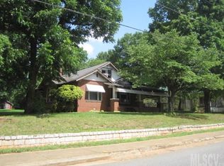 2323 N Main Ave, Newton, NC 28658