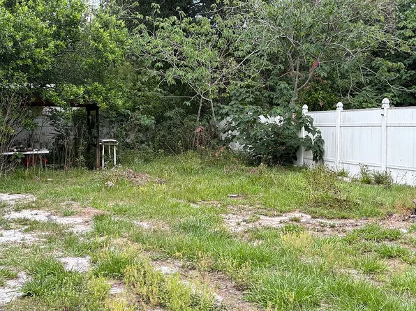 2910 E 148th Ave, Lutz, FL 33559