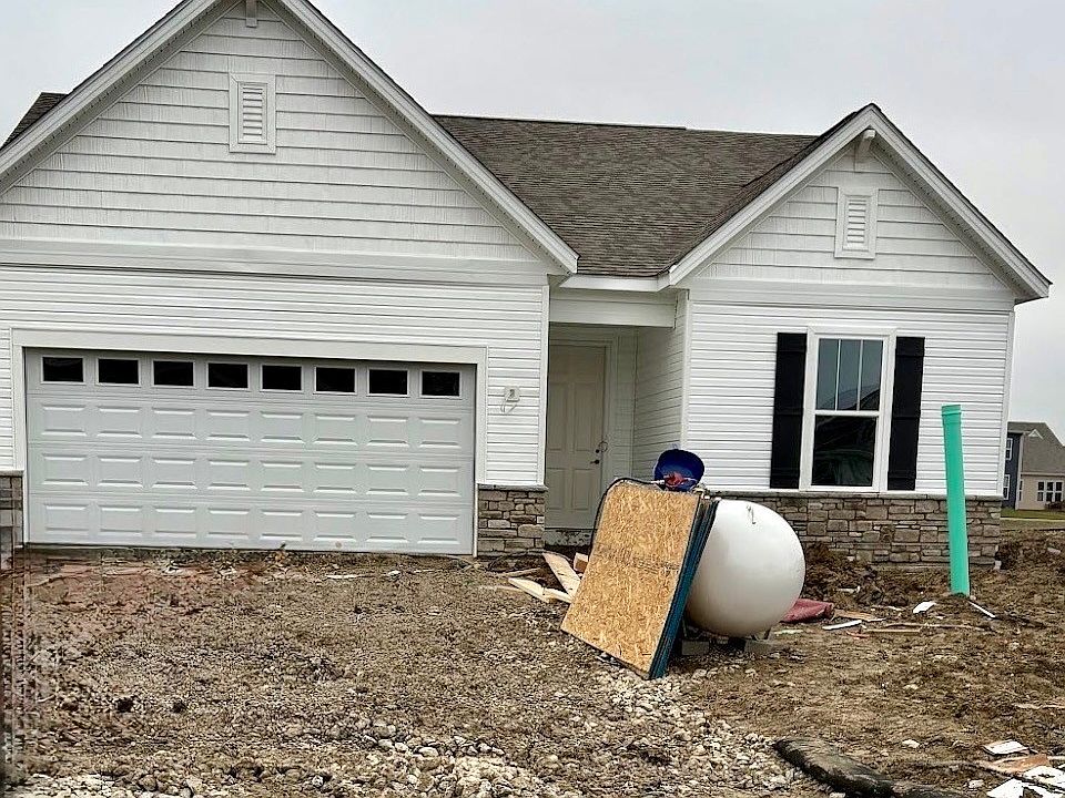 1st image of 434 Caravel Ct
