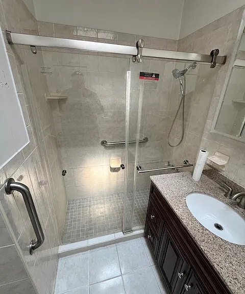 Main bath tilework-GORGEOUS