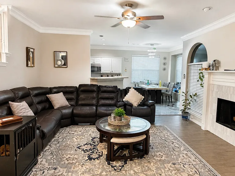 Sierra Ln — Photo 4