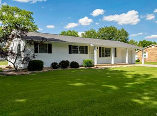 314 Red Row, Marion, IL 62959