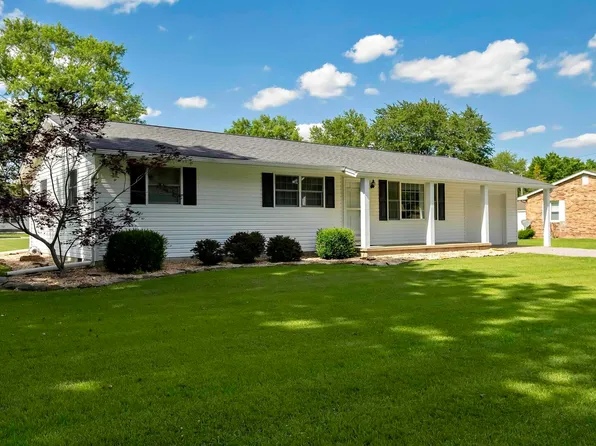 314 Red Row, Marion, IL 62959