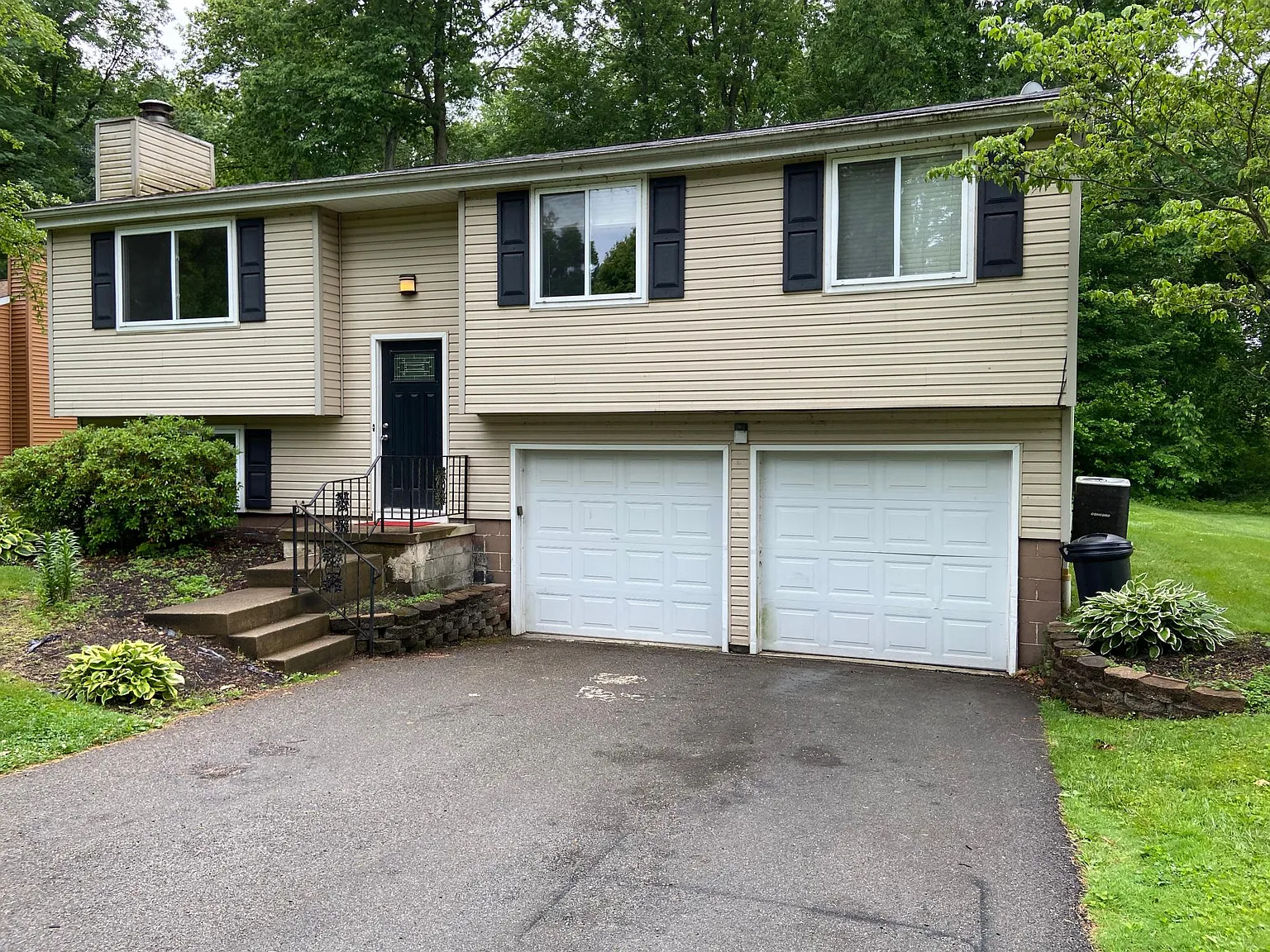 7588 Pegotty Dr NE photo 1