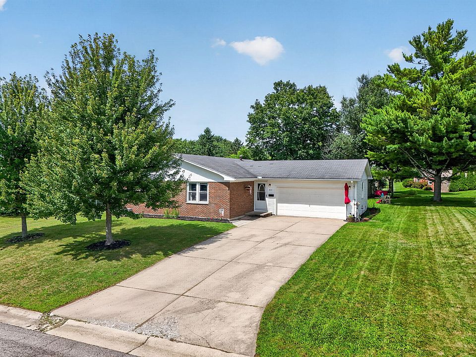 1st image of 803 Ridgeview Dr