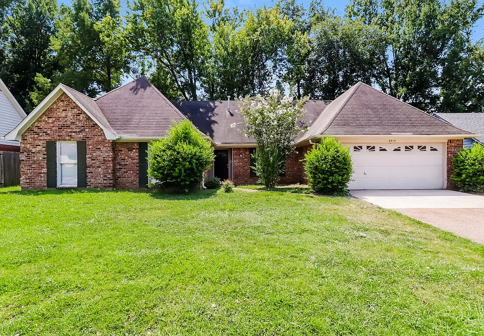 8815 Chimneyrock Blvd