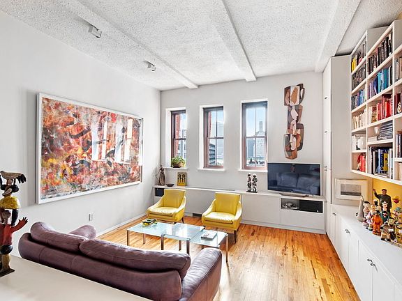 2nd image of 28 Old Fulton St APT 7K