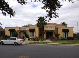 7137 N 5th St, McAllen, TX 78504