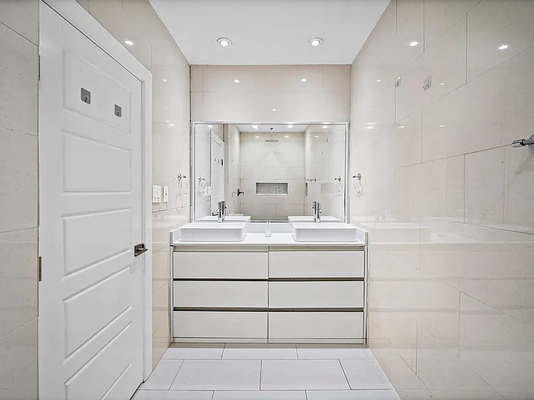 12430 Pecan Ct — Photo 16