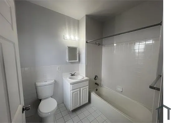 279 Mount Prospect Ave #43 — Photo 4
