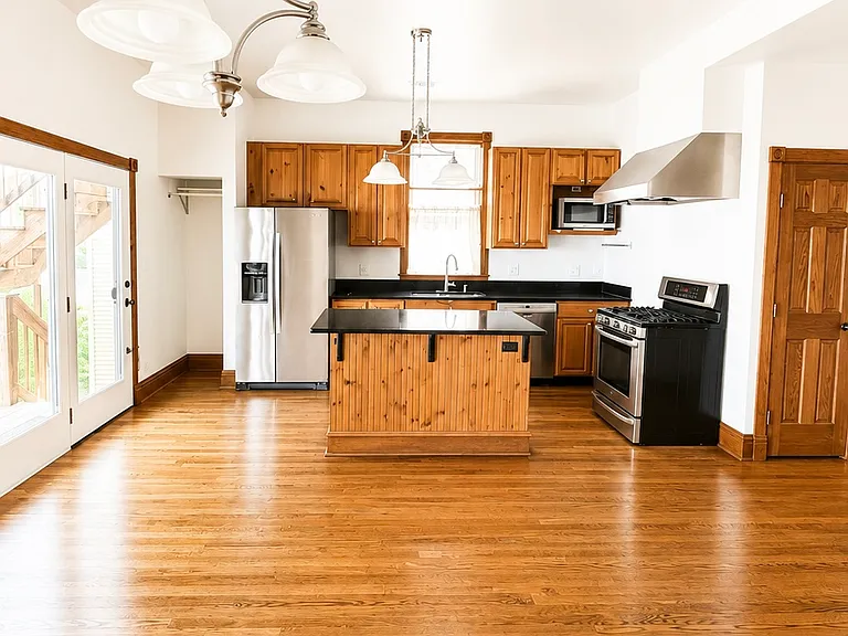 1926 W Warner Ave #2 — Photo 5