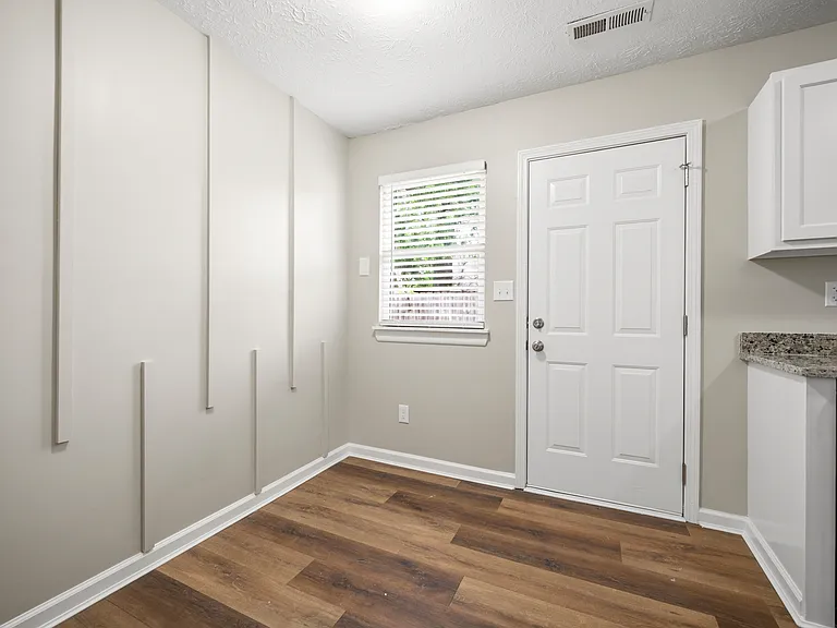 309 Wem Ct — Photo 6
