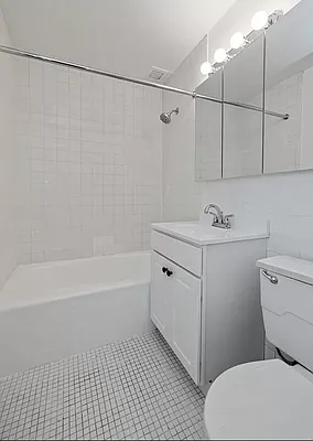 Rented by REAL New York | media 4