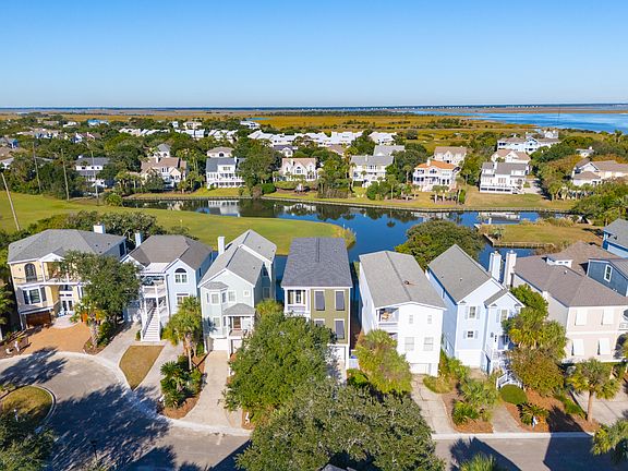 2nd image of 25 Ocean Point Dr
