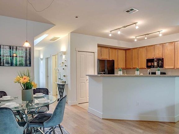 4th image of 5531 Lakemont Blvd SE APT 202