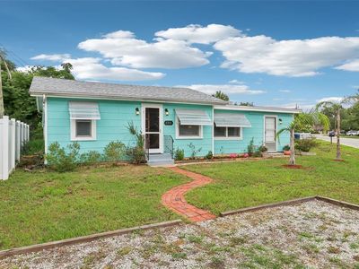 1301 North Ave, Tavares, FL, 32778