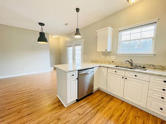 5th image of 724 Spence Enclave Ln #724